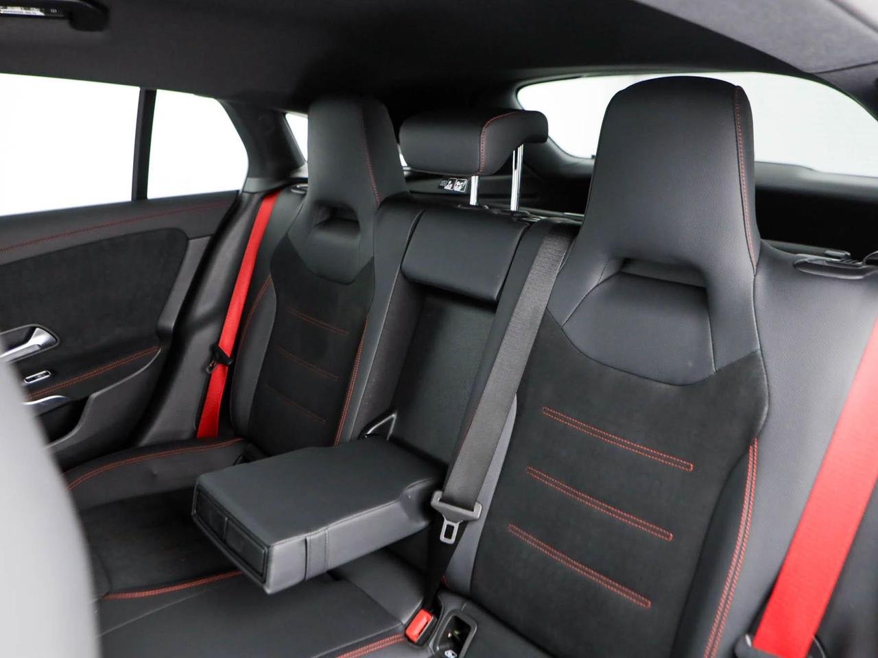 CLA Shooting Brake AMG 35 AMG Line Premium 4matic - Certified