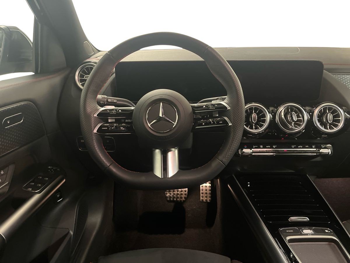 EQA 300 AMG Line Advanced 4matic - Certified