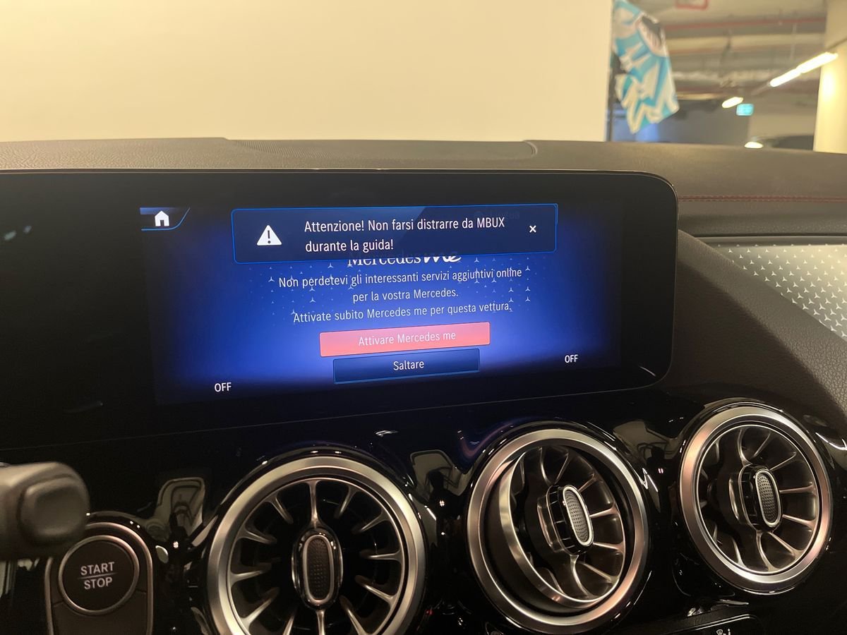 EQA 300 AMG Line Advanced 4matic - Certified