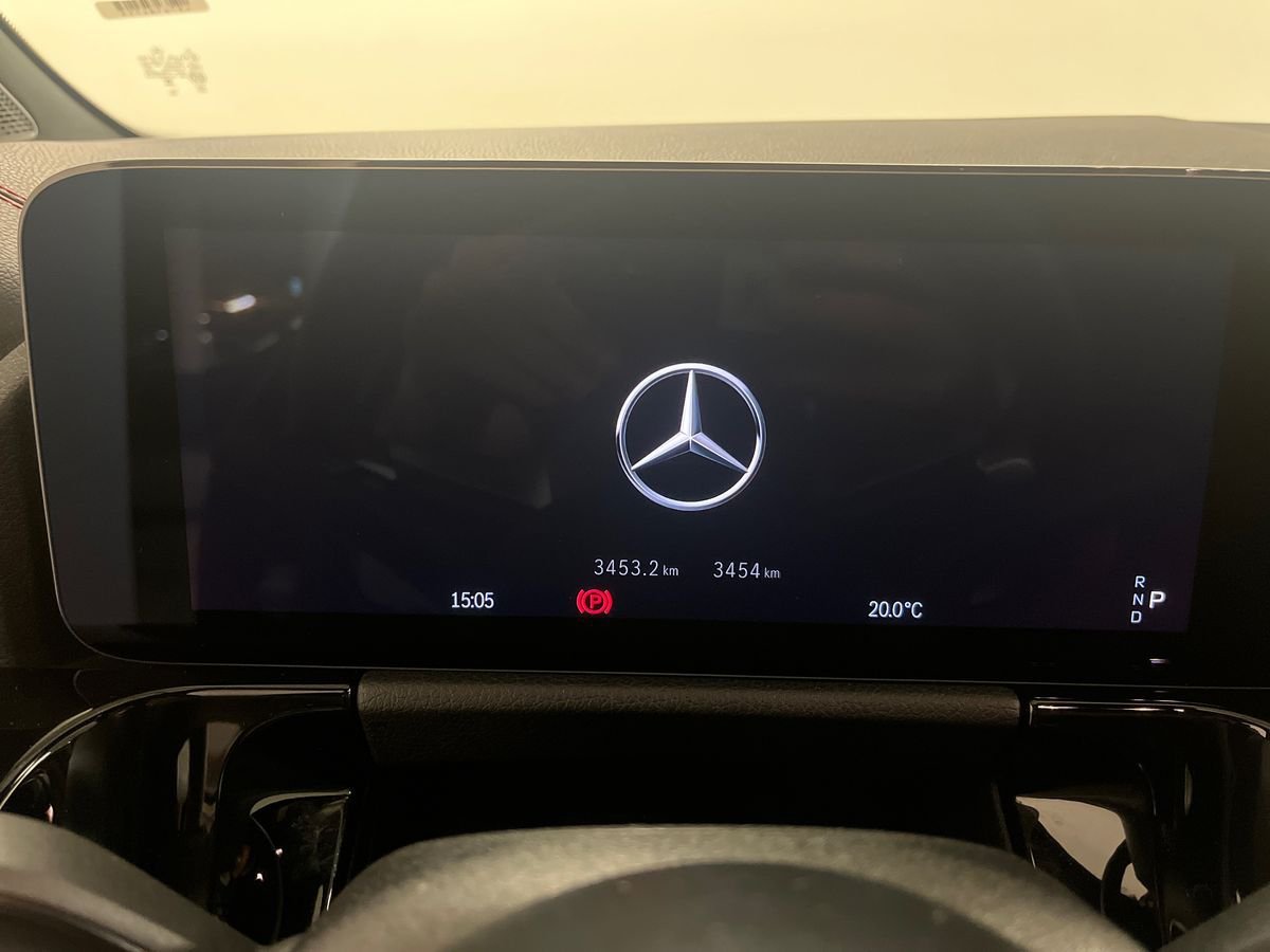 EQA 300 AMG Line Advanced 4matic - Certified