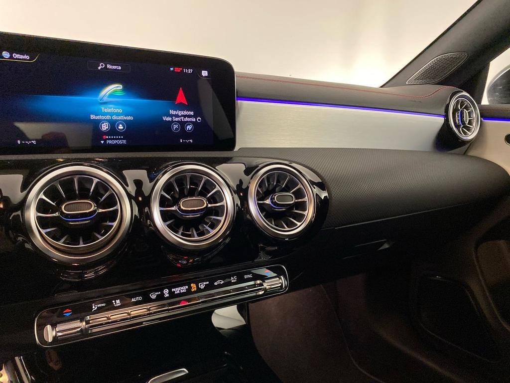 CLA Shooting Brake 200 d Premium auto - Certified