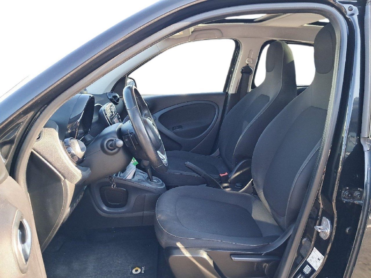 Forfour 0.9 t Passion 90cv twinamic my18 - Certified