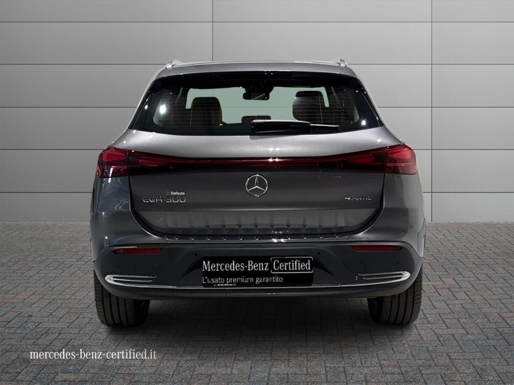 EQA 300 Progressive 4matic - Certified