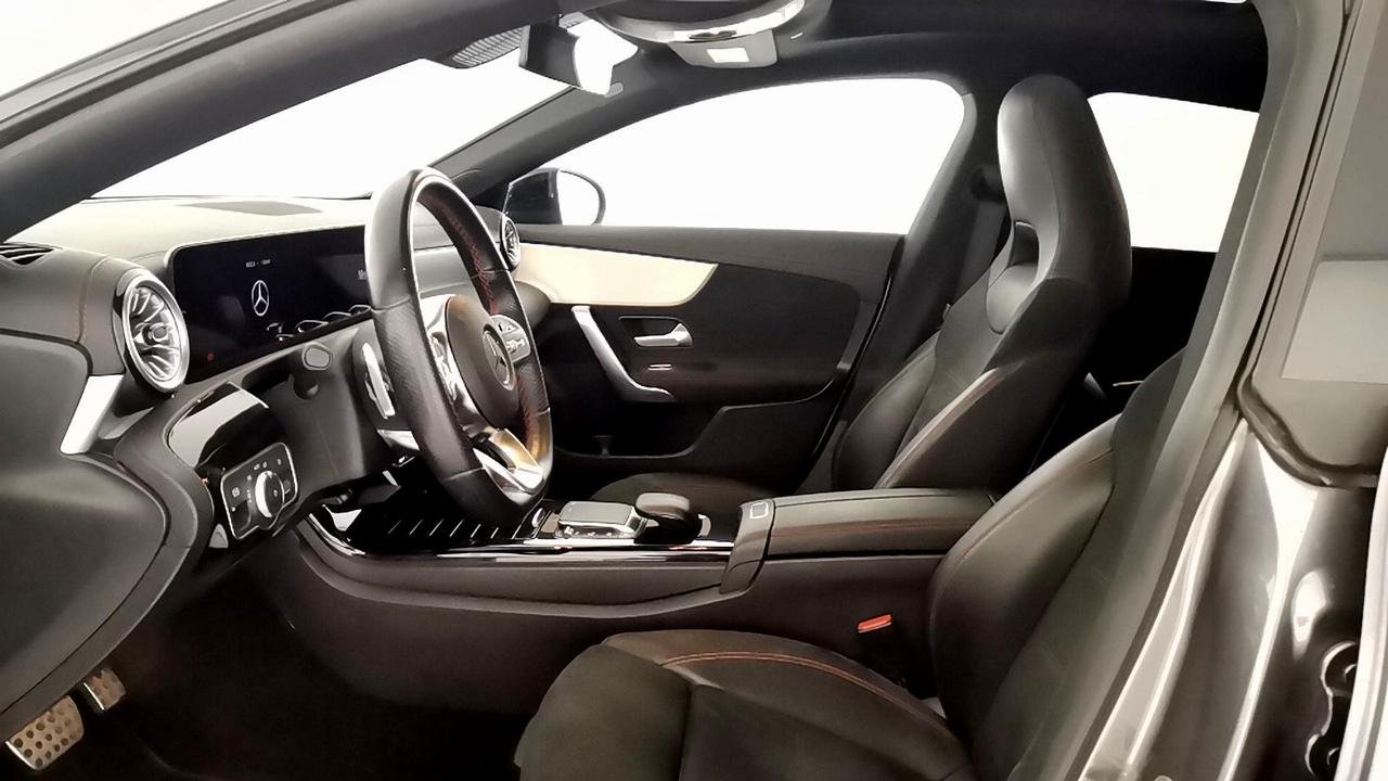 CLA Shooting Brake 220 d Premium auto - Certified