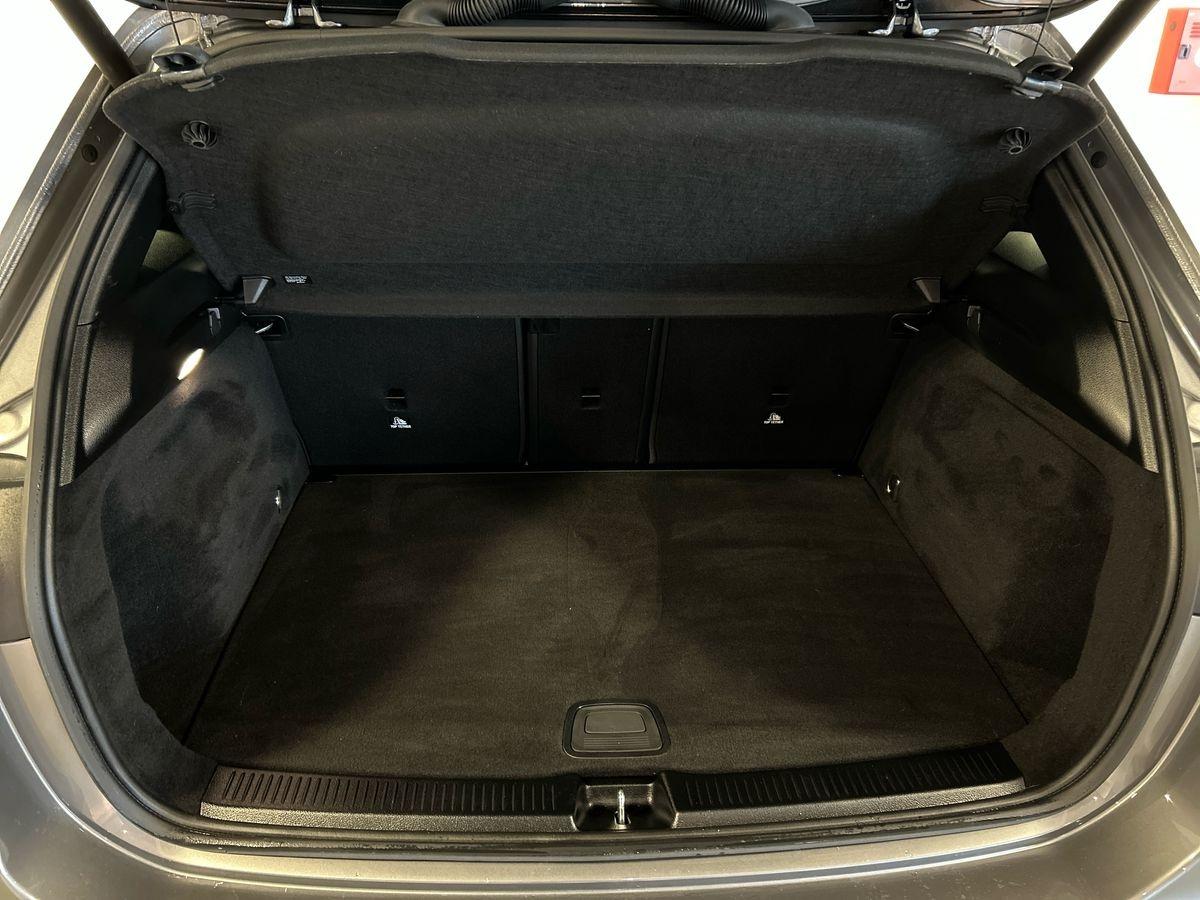 B 180 Progressive Advanced Plus auto - Certified