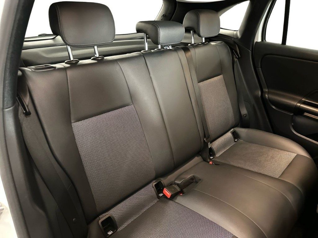 GLA 180 d Business Extra auto - Certified