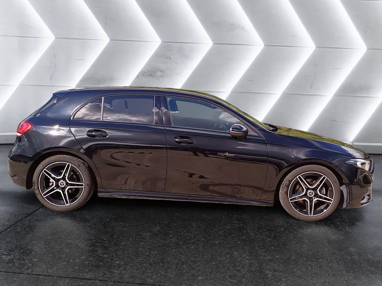 A 180 Premium Night edition - Certified