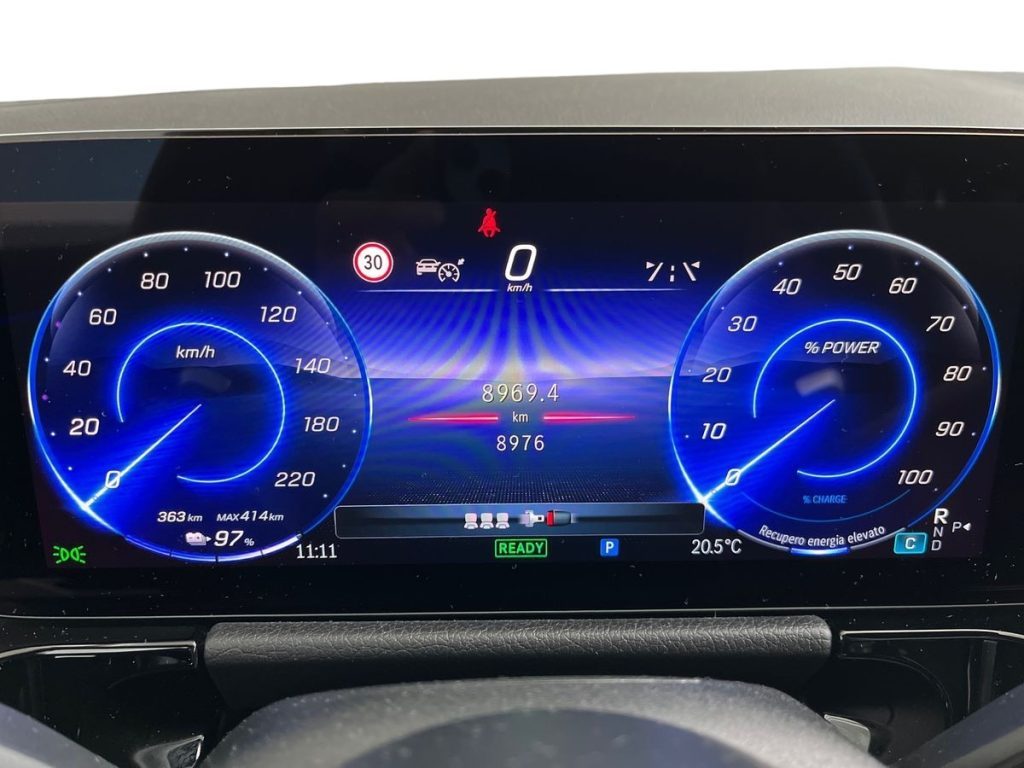 EQA 350 AMG Line Advanced 4matic - Certified