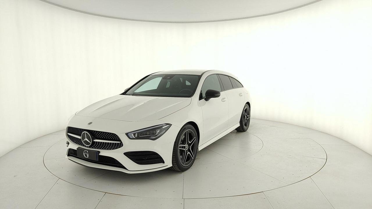 CLA Shooting Brake 220 d Premium 4matic auto - Mercedes Certified