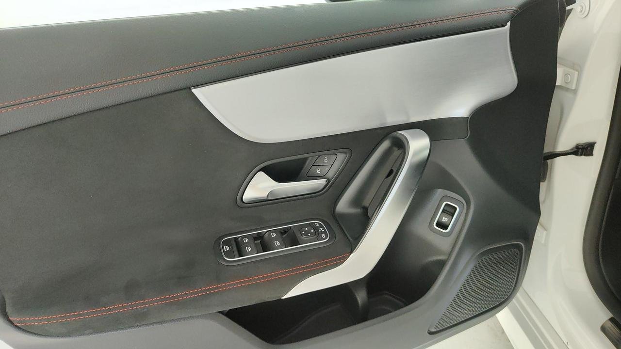 CLA Shooting Brake 220 d Premium 4matic auto - Certified