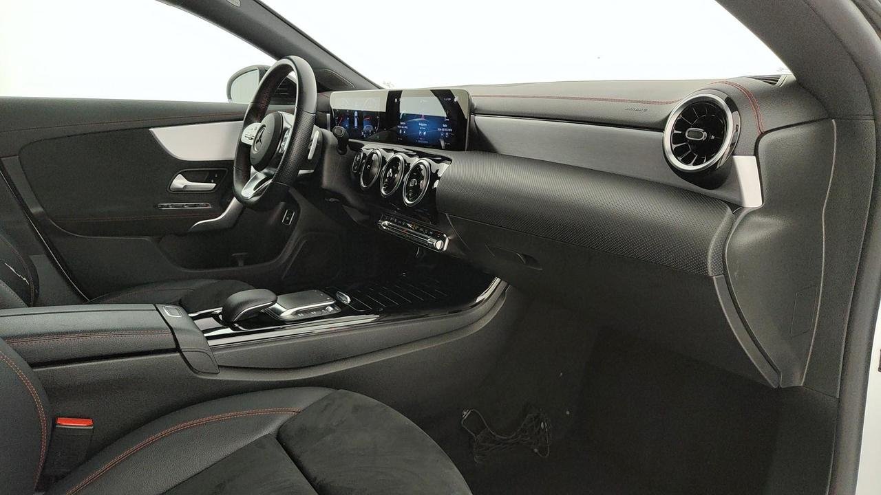 CLA Shooting Brake 220 d Premium 4matic auto - Certified