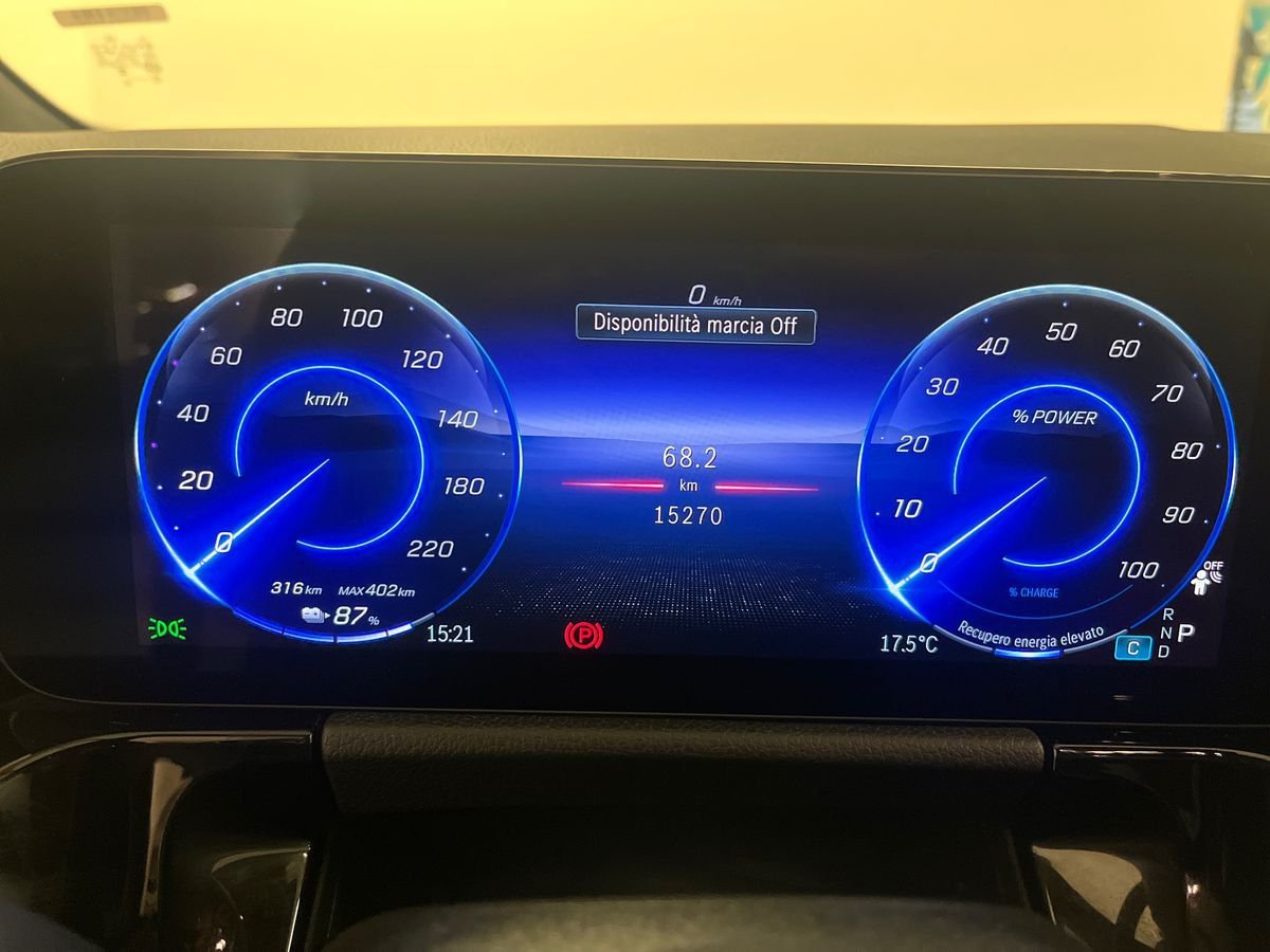 EQA 300 Progressive Advanced 4matic - Certified