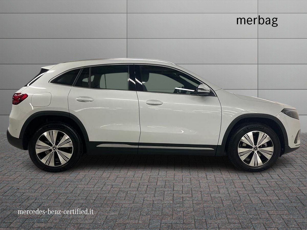 EQA 300 Progressive Advanced 4matic - Certified
