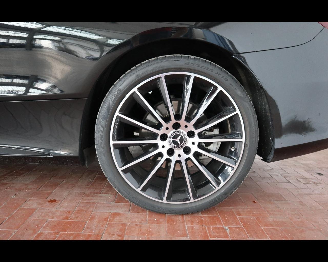 C Cabrio 220 d Premium 4matic auto - Certified