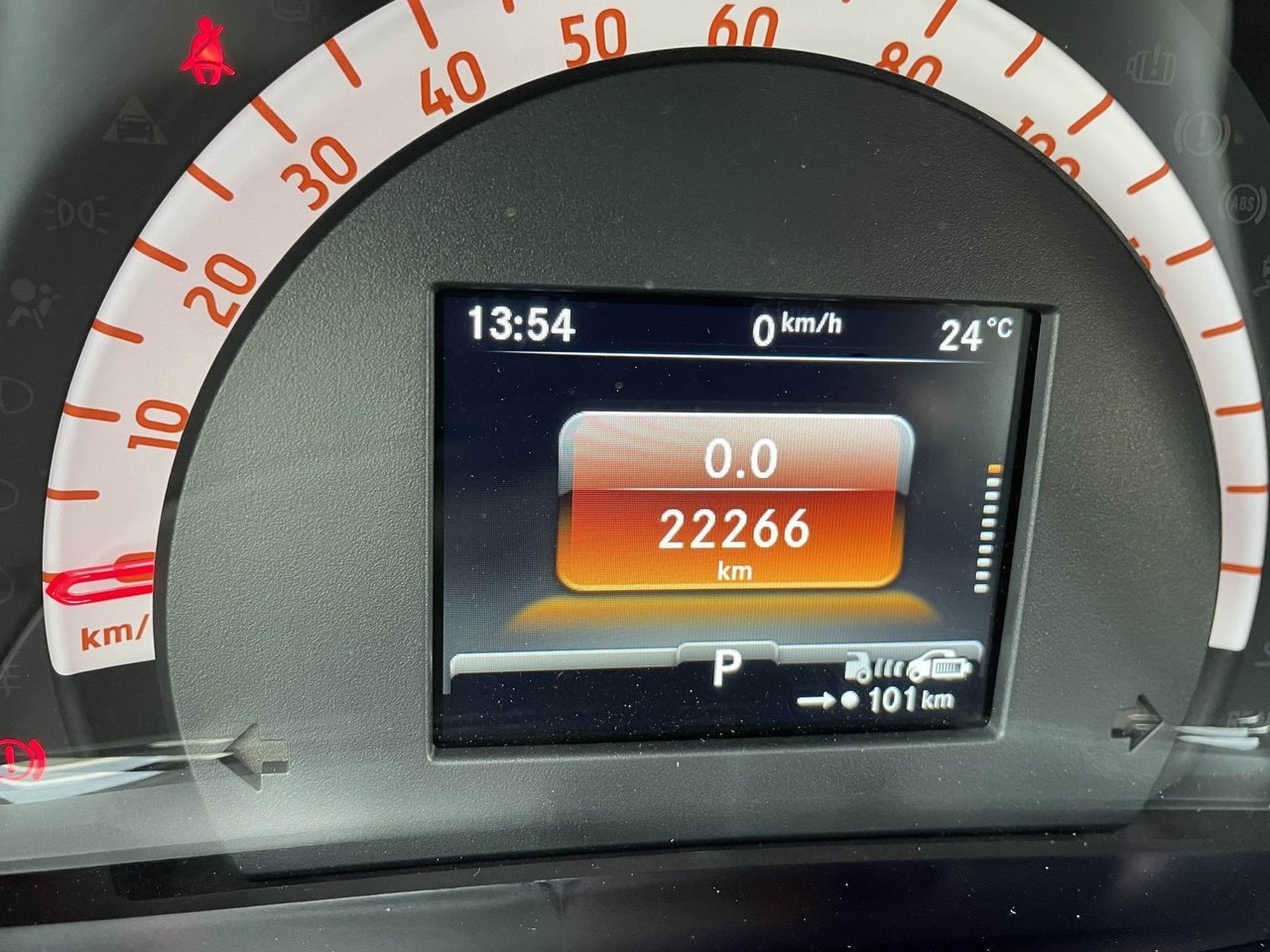 Forfour eq racingrey 22kW - Certified