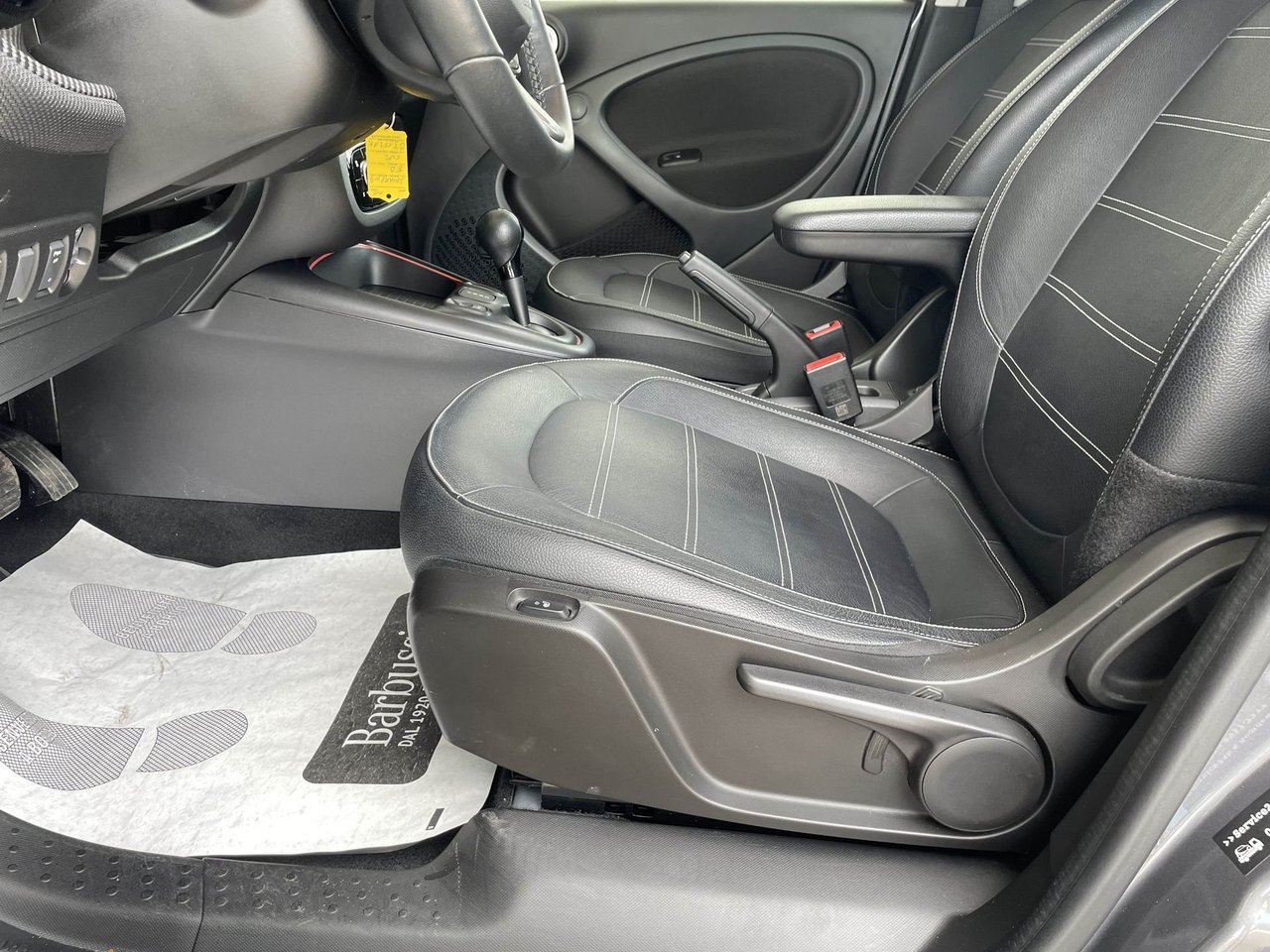 Forfour eq racingrey 22kW - Certified