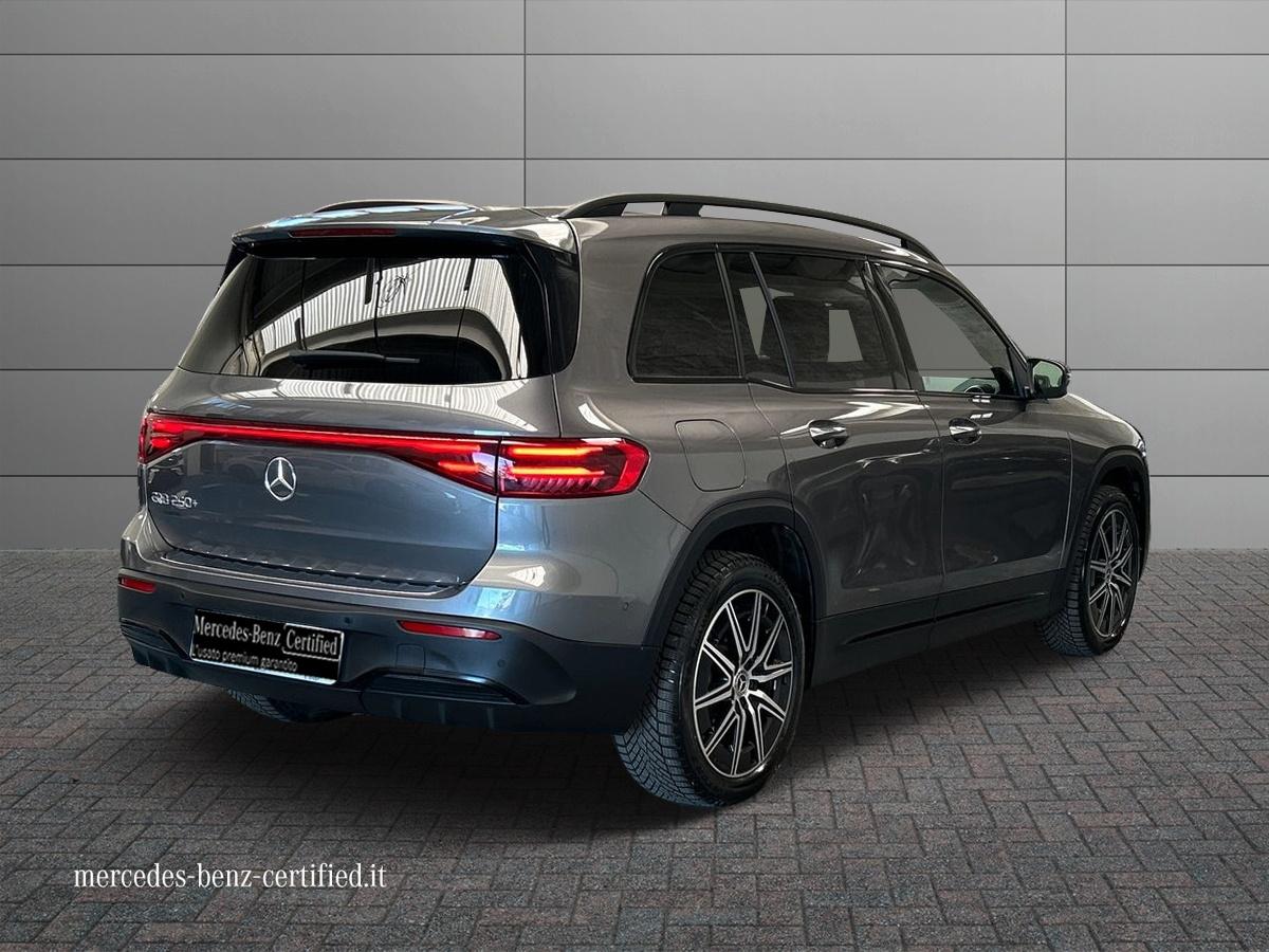 EQB 250+ AMG Line Advanced Plus - Certified