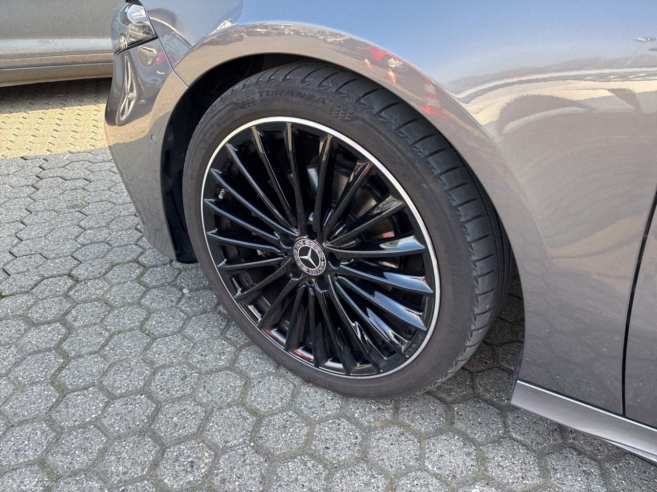 A 180 AMG Line Premium auto - Certified