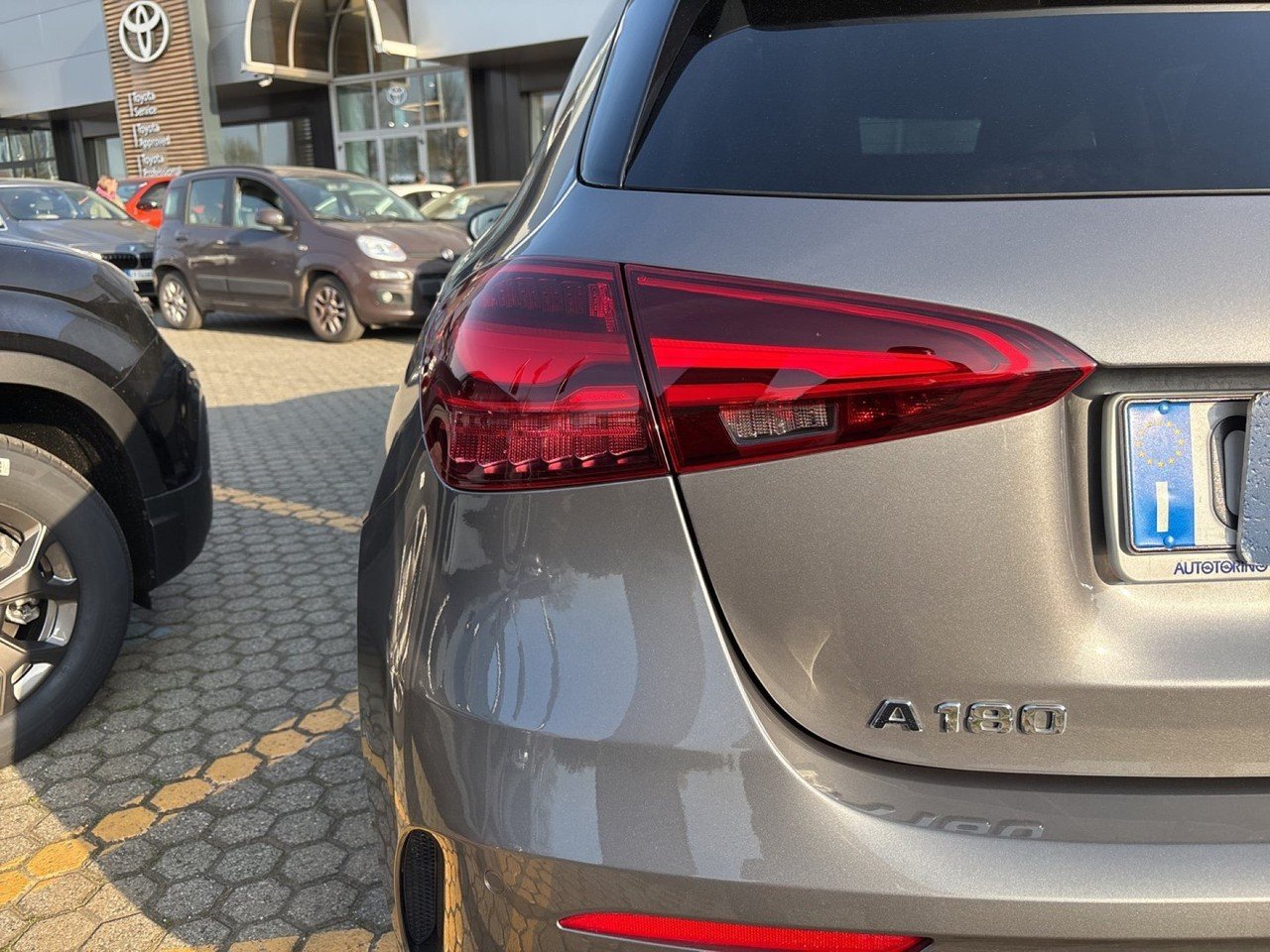A 180 AMG Line Premium auto - Certified