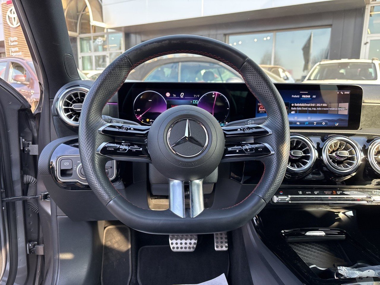 A 180 AMG Line Premium auto - Certified
