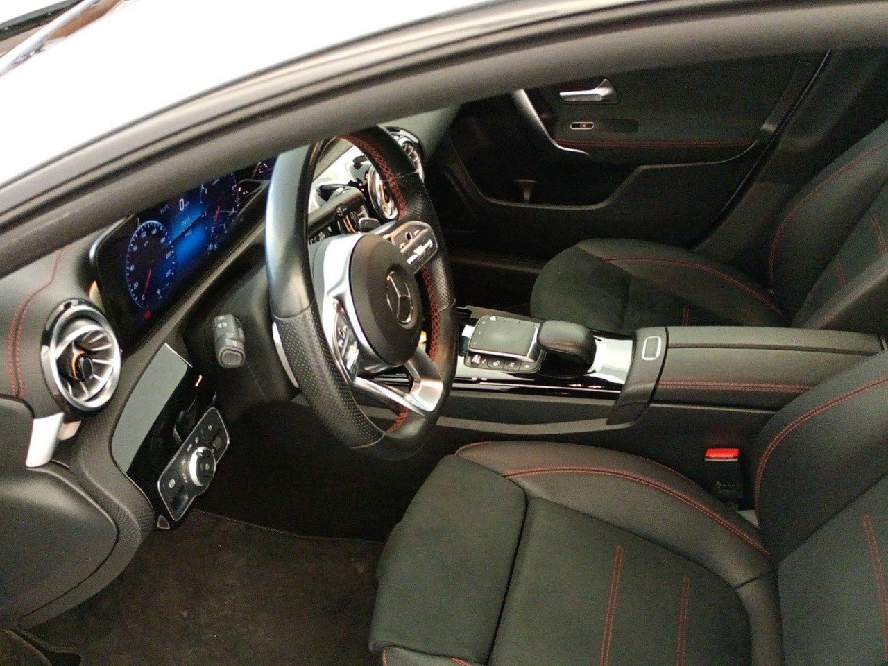 CLA Shooting Brake 200 d Premium auto - Certified