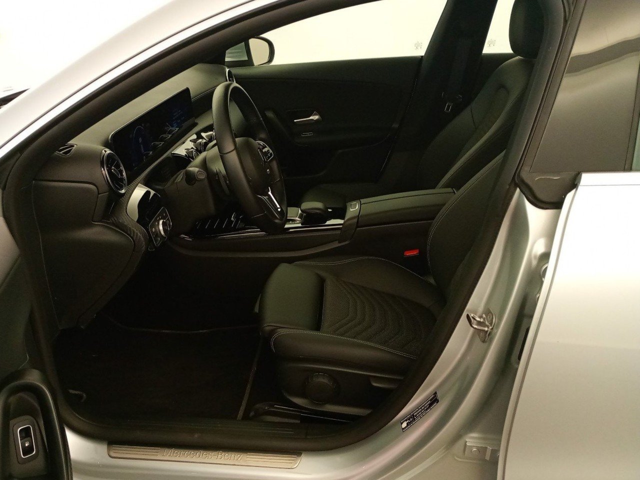 CLA Shooting Brake 250 e phev (eq-power) Business - Certified