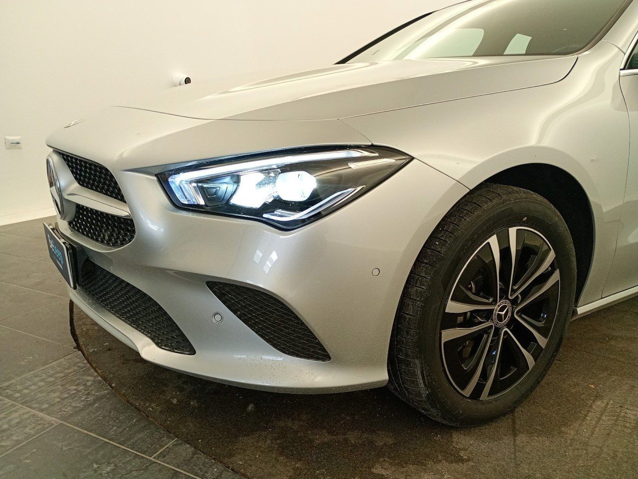 CLA Shooting Brake 250 e phev (eq-power) Business - Certified