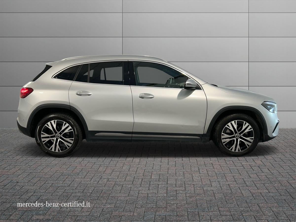 GLA 180 d Progressive Advanced Plus auto - Certified