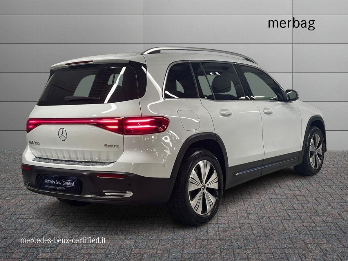 EQB 300 Progressive Advanced 4matic - Certified