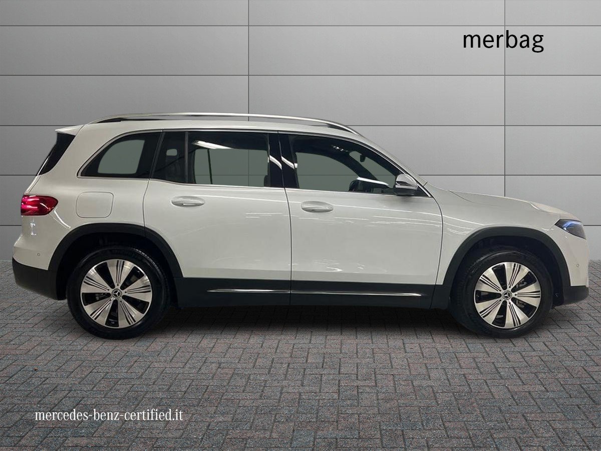 EQB 300 Progressive Advanced 4matic - Certified