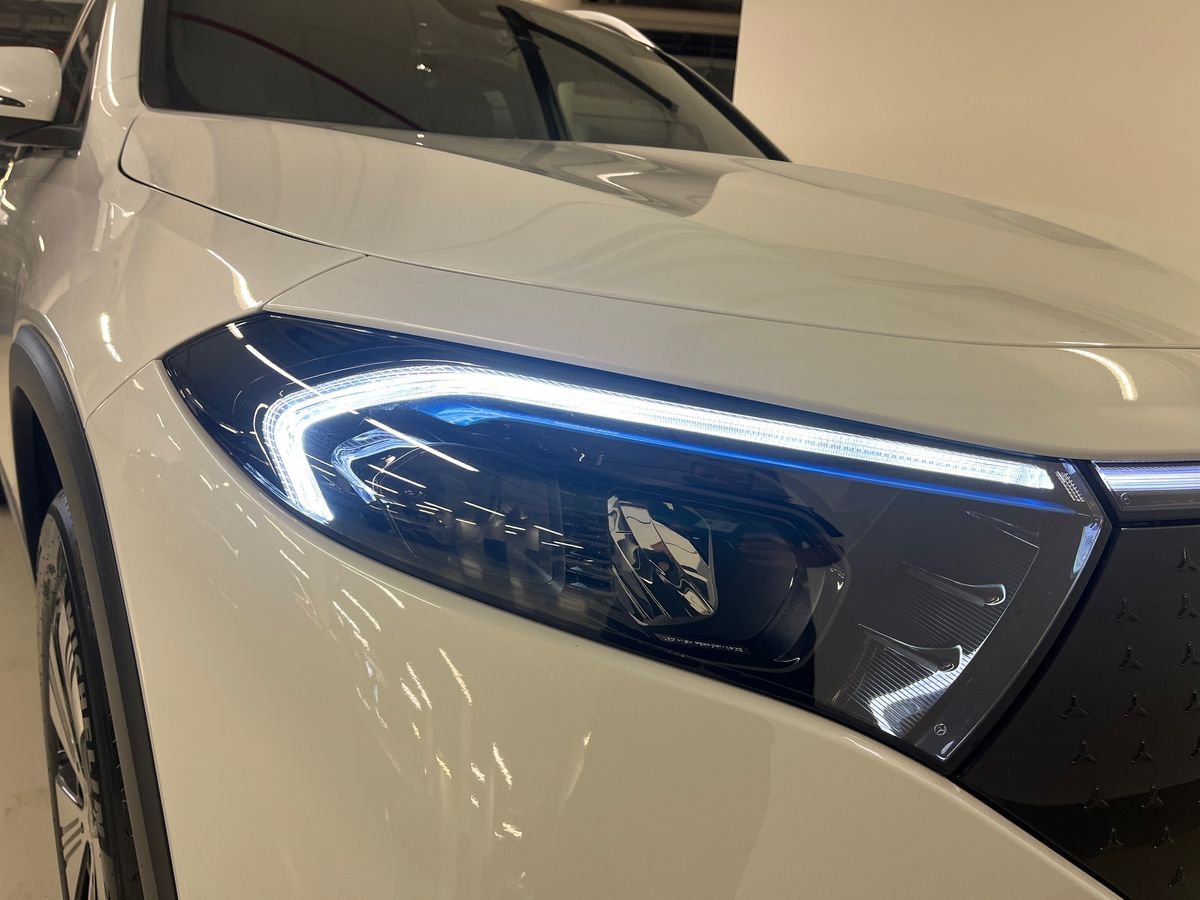 EQB 300 Progressive Advanced 4matic - Certified