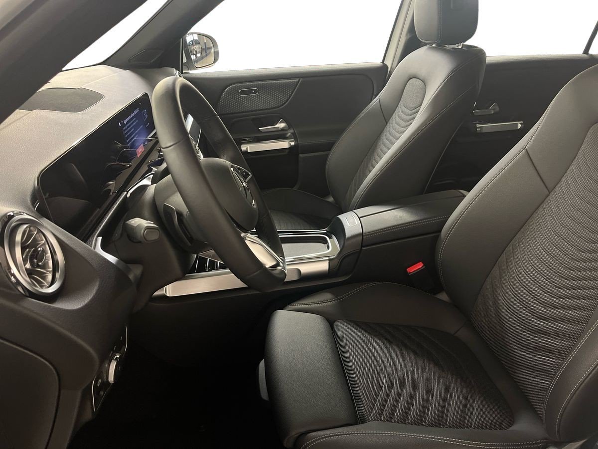 EQB 300 Progressive Advanced 4matic - Certified