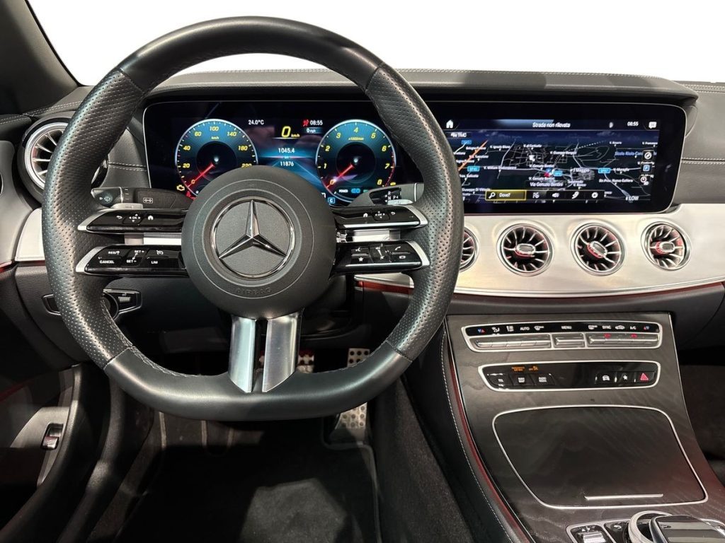 E Cabrio 200 mhev (eq-boost) Premium Plus auto - Certified