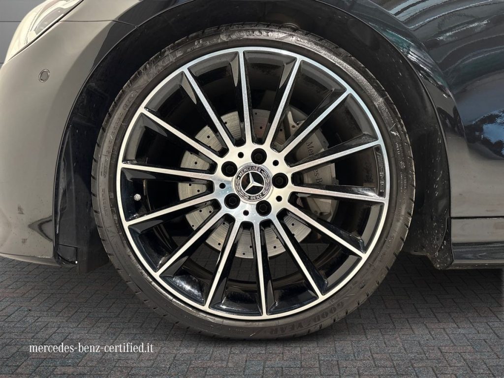 E Cabrio 200 mhev (eq-boost) Premium Plus auto - Certified