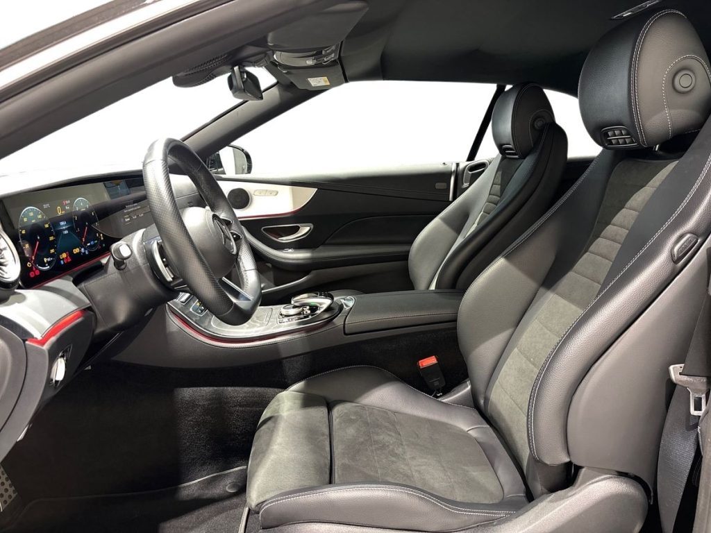 E Cabrio 200 mhev (eq-boost) Premium Plus auto - Certified