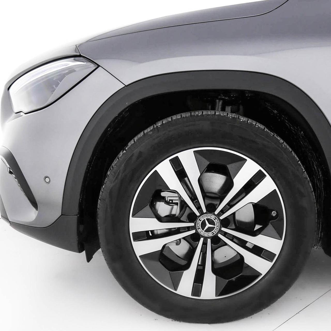 GLA 180 d Progressive Advanced Plus auto - Certified