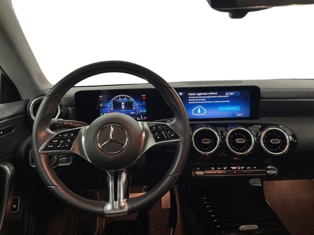 CLA Shooting Brake 180 d Progressive Advanced auto - Certified