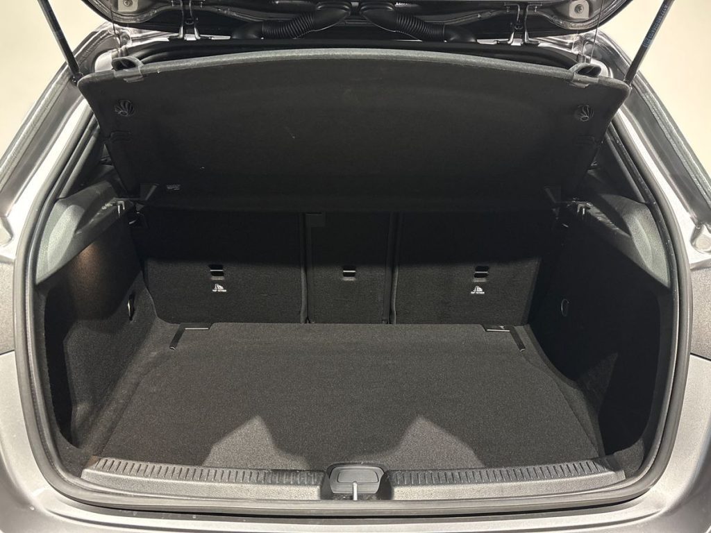 A 180 d Premium Night edition auto - Certified