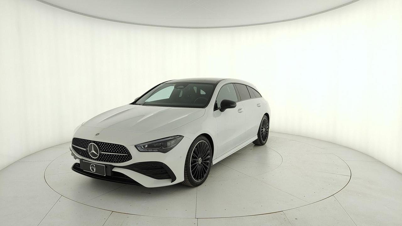 CLA Shooting Brake 200 d AMG Line Advanced Plus au - Mercedes Certified
