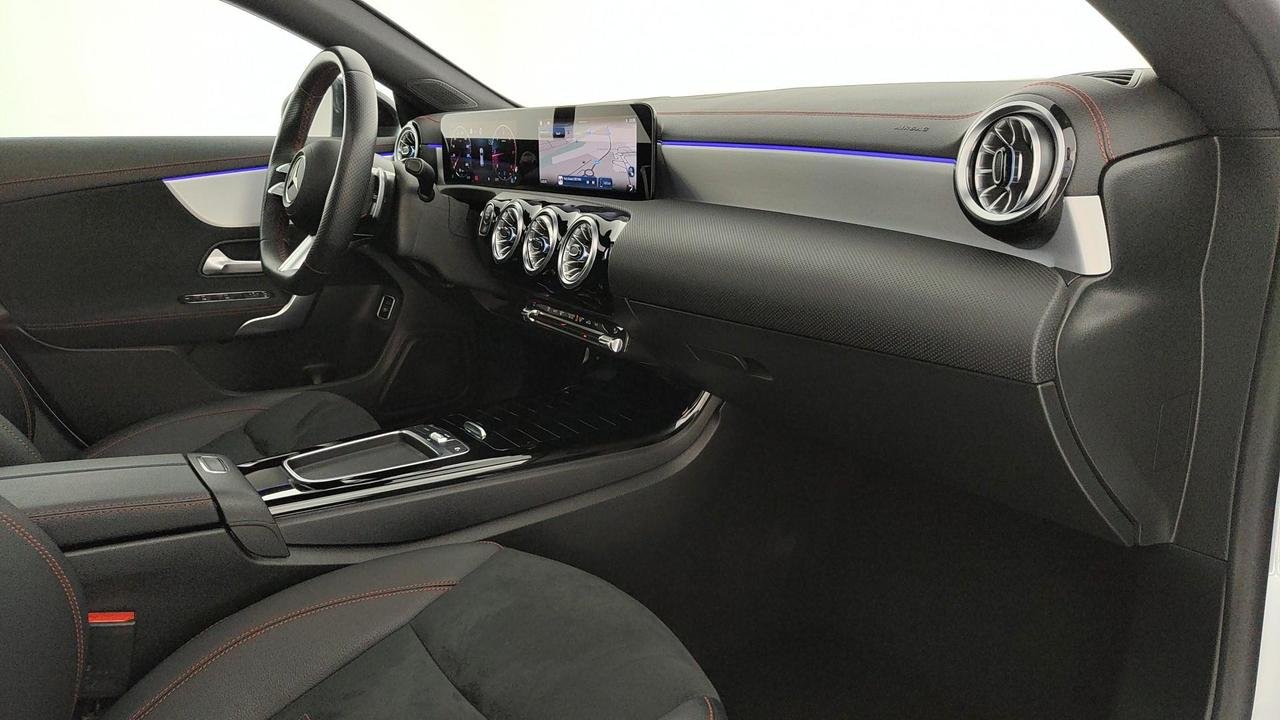 CLA Shooting Brake 200 d AMG Line Advanced Plus au - Certified