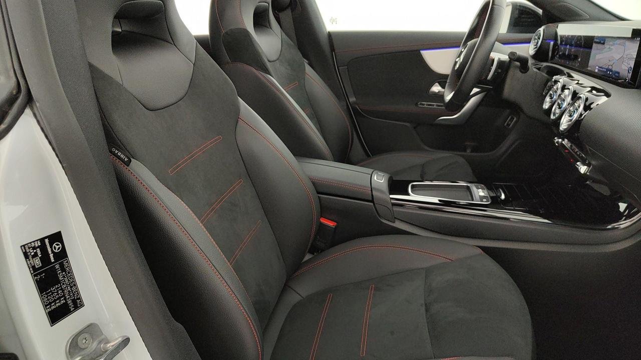 CLA Shooting Brake 200 d AMG Line Advanced Plus au - Certified