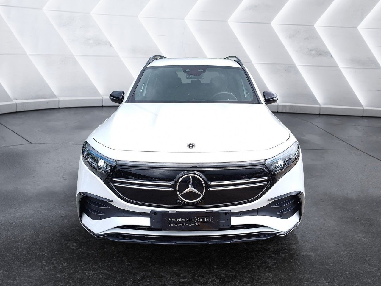 EQB 300 Sport Plus Edition1 4matic - Certified
