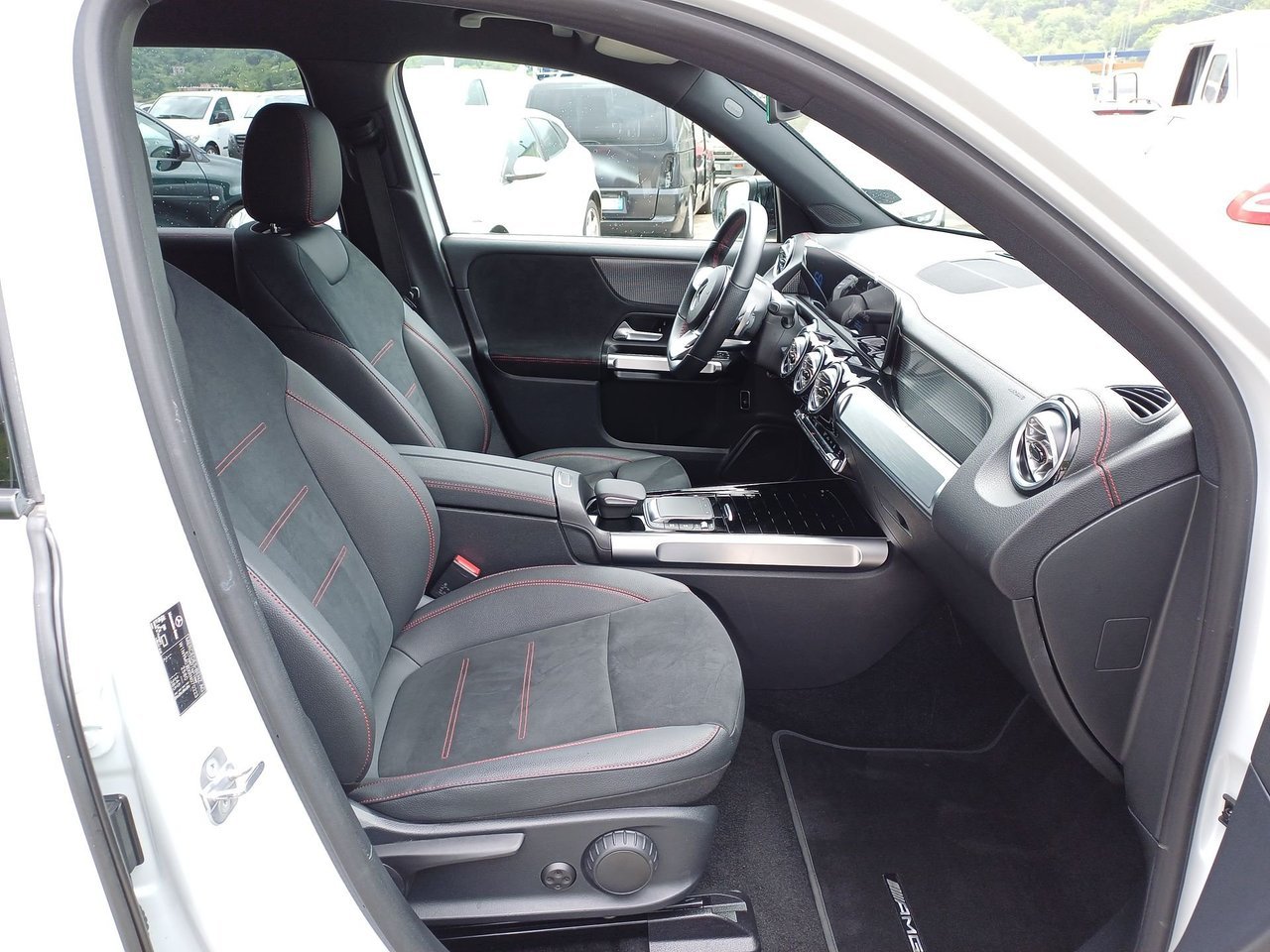 EQB 300 Sport Plus Edition1 4matic - Certified
