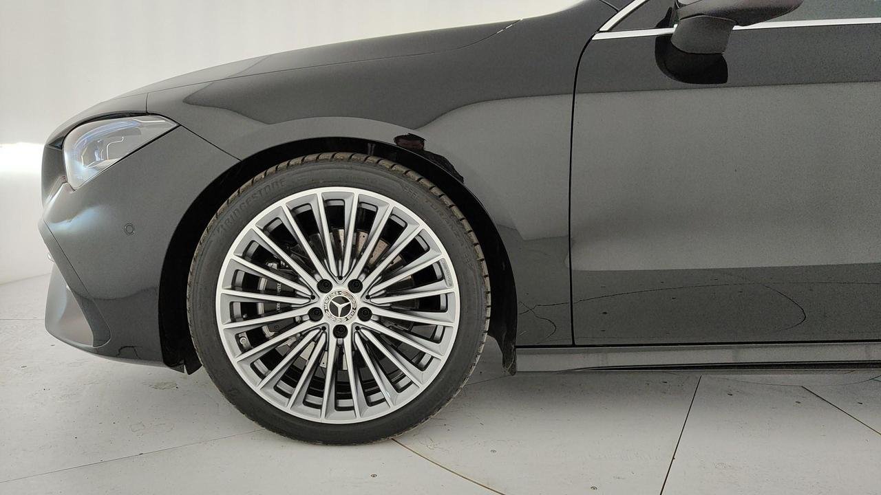 CLA Shooting Brake 200 d AMG Line Advanced Plus au - Certified