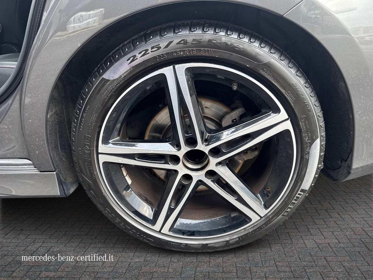 CLA Shooting Brake 220 d Premium auto - Certified