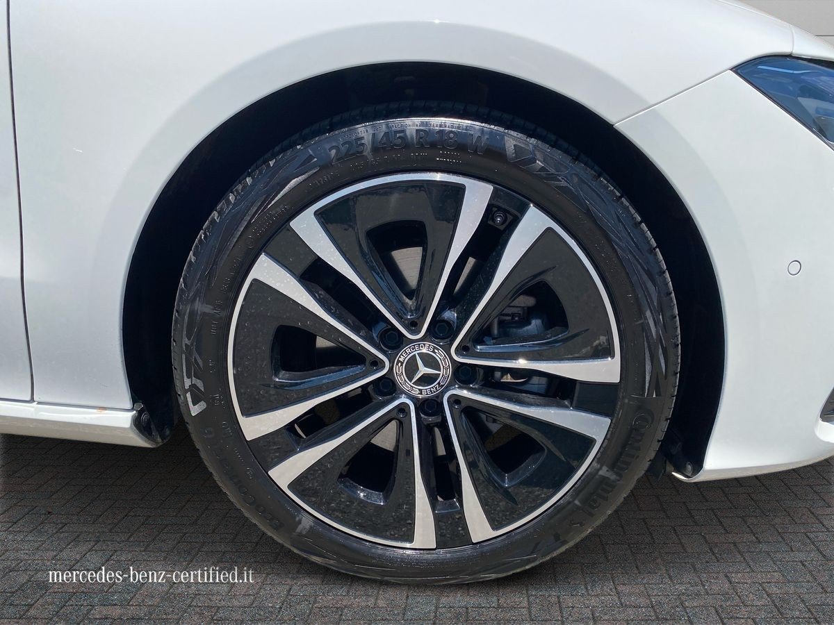 CLA Shooting Brake 180 d Progressive Advanced auto - Certified