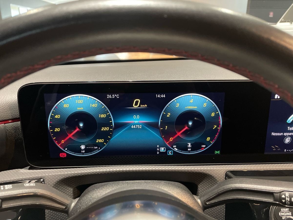 A 180 Premium auto - Certified
