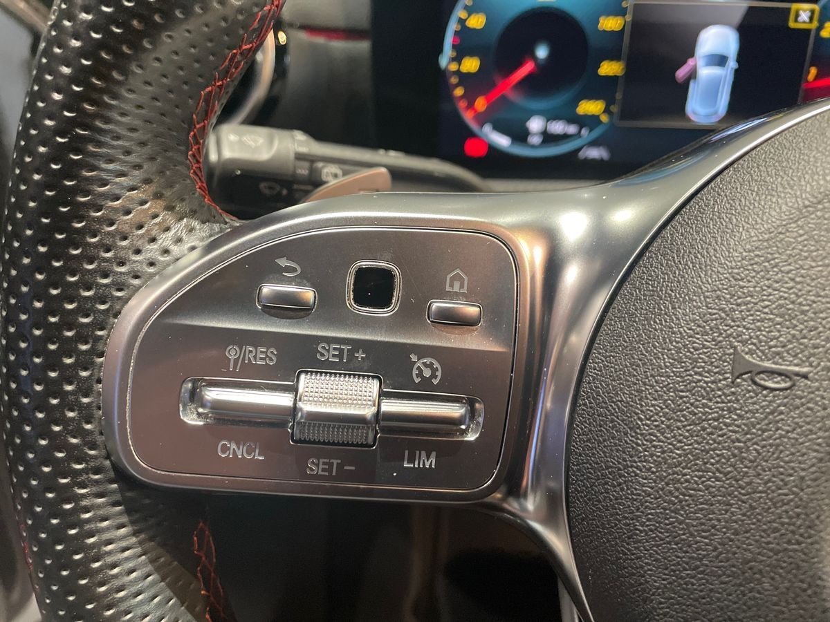 A 180 Premium auto - Certified