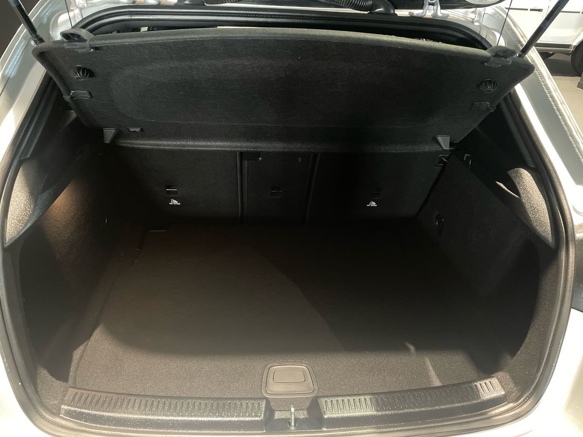A 180 Premium auto - Certified