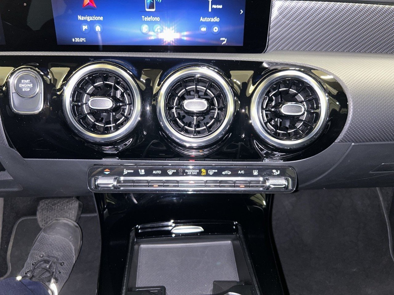 A 250 e phev Progressive Advanced auto - Certified